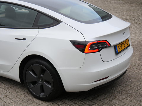 Tesla Model 3 LONG RANGE AWD 75kWh/ NIEUW MODEL/ SOH 93%/ ELEKT. ACHTERKLEP/ WARMTEPOMP