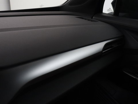 Volkswagen ID.4 First 77 kWh | SOH 90% | Stoel & stuurverwarming | Adaptive cruise | Camera | Carplay | Half leder | Navigatie | 20'' | Full LED | Keyless | Climate control | Sfeerverlichting