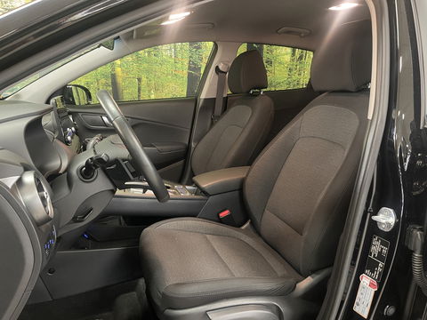 Hyundai KONA EV Comfort Smart 39 kWh | Apple Carplay | Android Auto |  Cruise Control | Drive Modus | Stuurwielverwarming | Stoelverwarming |