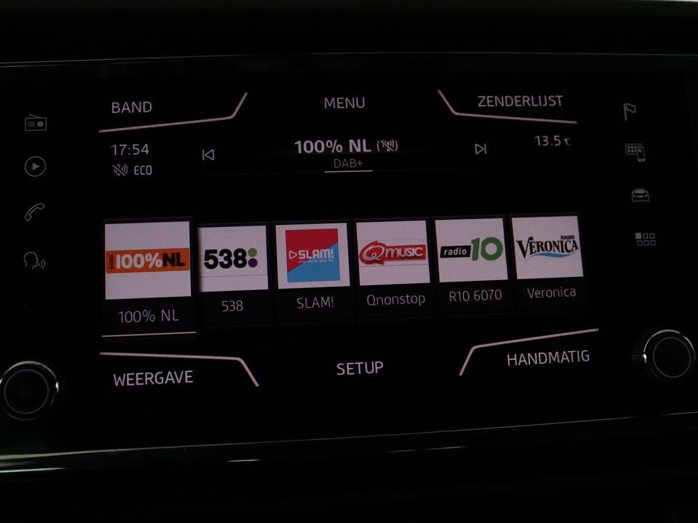 SEAT Ateca 1.5 TSI FR Intens | Panoramadak | Trekhaak | Stoelverwarming | 360 Camera | Adaptive cruise | Alcantara | Beats Audio | Virtual Cockpit | Carplay | Full LED | Keyless | Navigatie