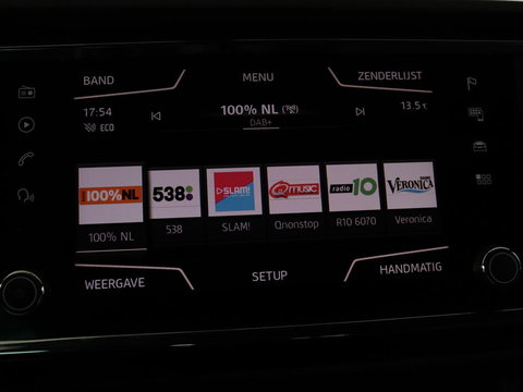 SEAT Ateca 1.5 TSI FR Intens | Panoramadak | Trekhaak | Stoelverwarming | 360 Camera | Adaptive cruise | Alcantara | Beats Audio | Virtual Cockpit | Carplay | Full LED | Keyless | Navigatie