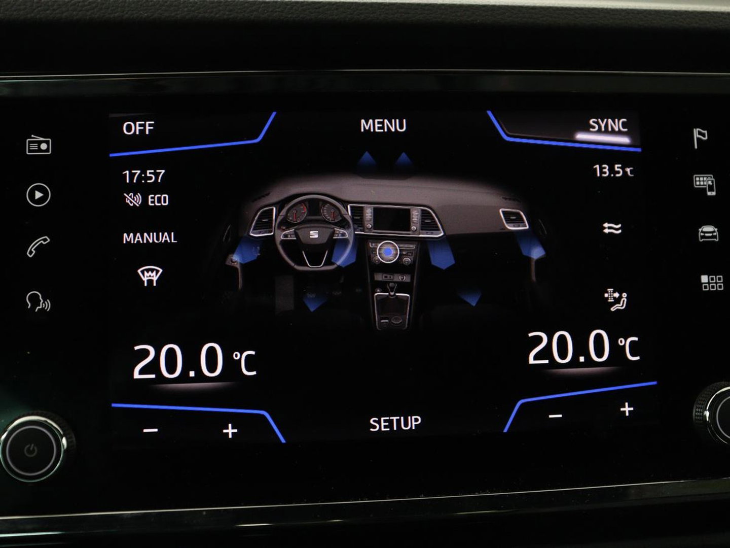 SEAT Ateca 1.5 TSI FR Intens | Panoramadak | Trekhaak | Stoelverwarming | 360 Camera | Adaptive cruise | Alcantara | Beats Audio | Virtual Cockpit | Carplay | Full LED | Keyless | Navigatie