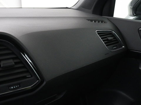 SEAT Ateca 1.5 TSI FR Intens | Panoramadak | Trekhaak | Stoelverwarming | 360 Camera | Adaptive cruise | Alcantara | Beats Audio | Virtual Cockpit | Carplay | Full LED | Keyless | Navigatie