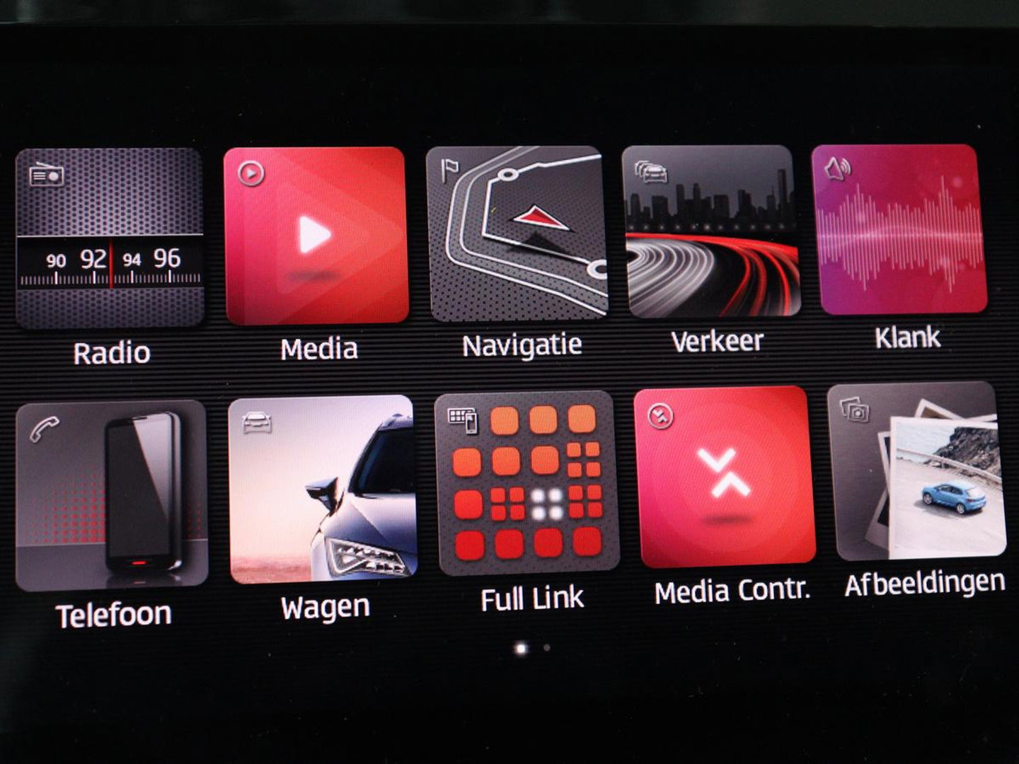 SEAT Ateca 1.5 TSI FR Intens | Panoramadak | Trekhaak | Stoelverwarming | 360 Camera | Adaptive cruise | Alcantara | Beats Audio | Virtual Cockpit | Carplay | Full LED | Keyless | Navigatie