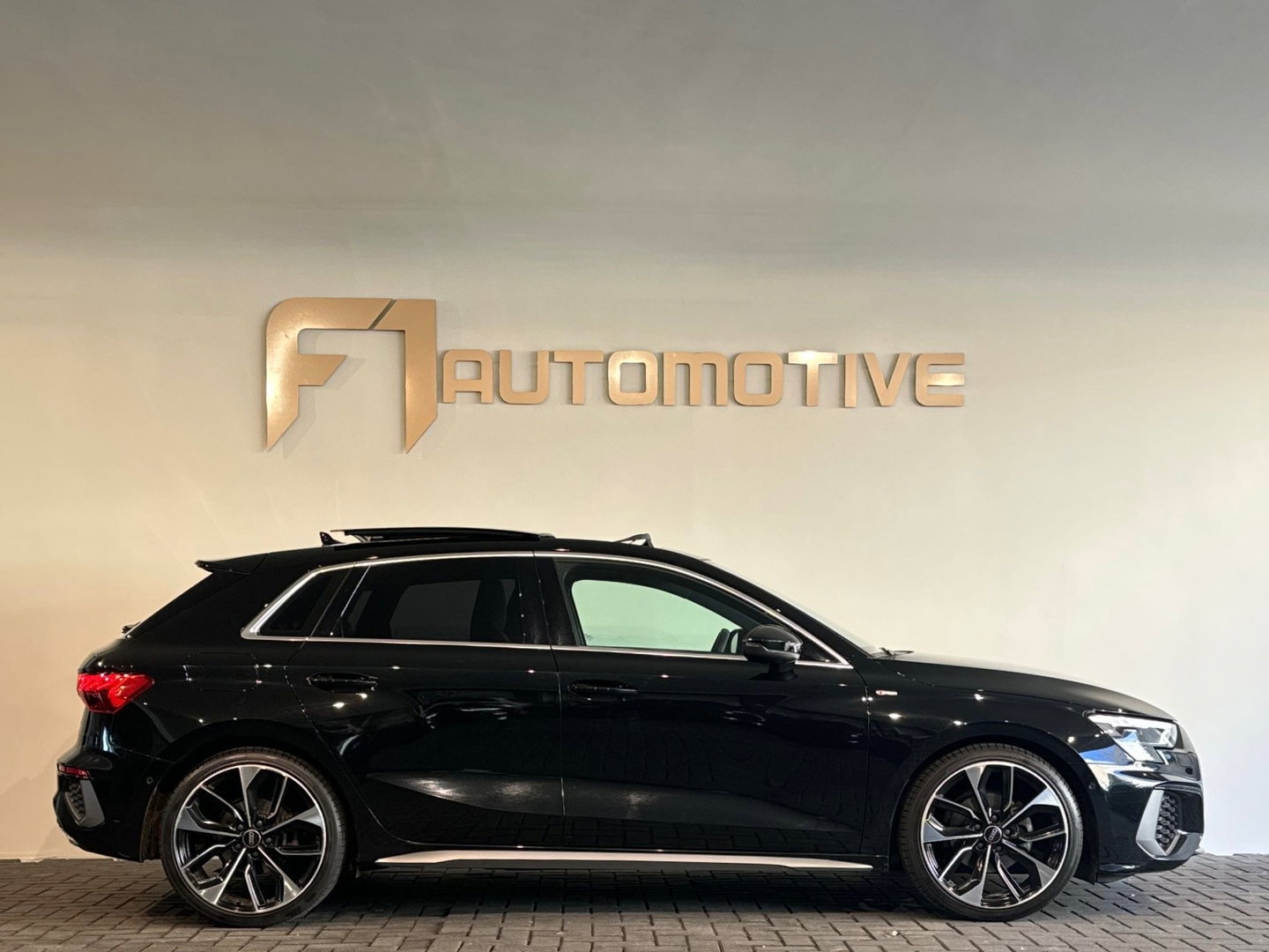 Audi A3 Sportback 35 TFSI S Line Pano|Matrix|Sfeer|Keyless