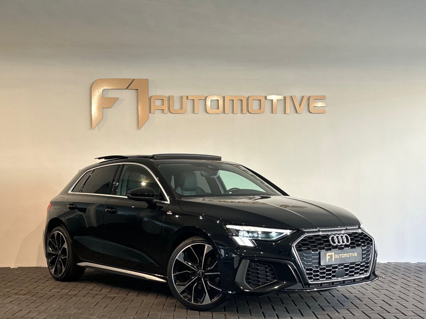 Audi A3 Sportback 35 TFSI S Line Pano|Matrix|Sfeer|Keyless