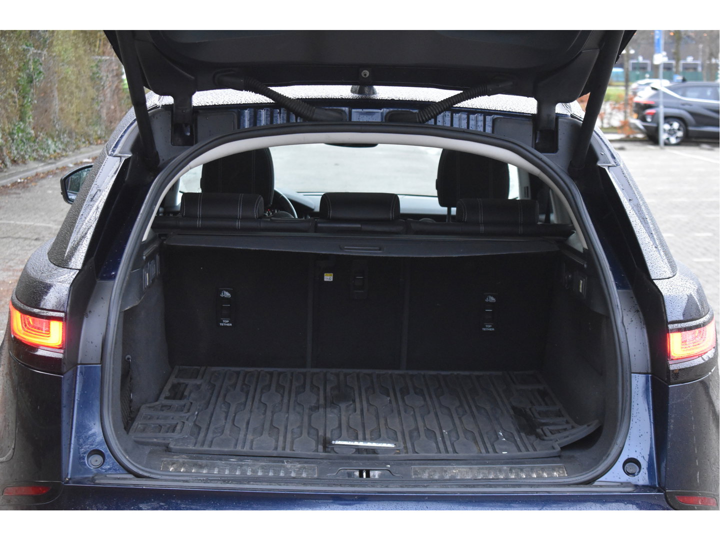 Land Rover Range Rover Velar 2.0 P400e 404pk | Open dak | Elekt.trekhaak | 360 gr. camera | Keyless | Elektr.stoelen Memory | Full LED