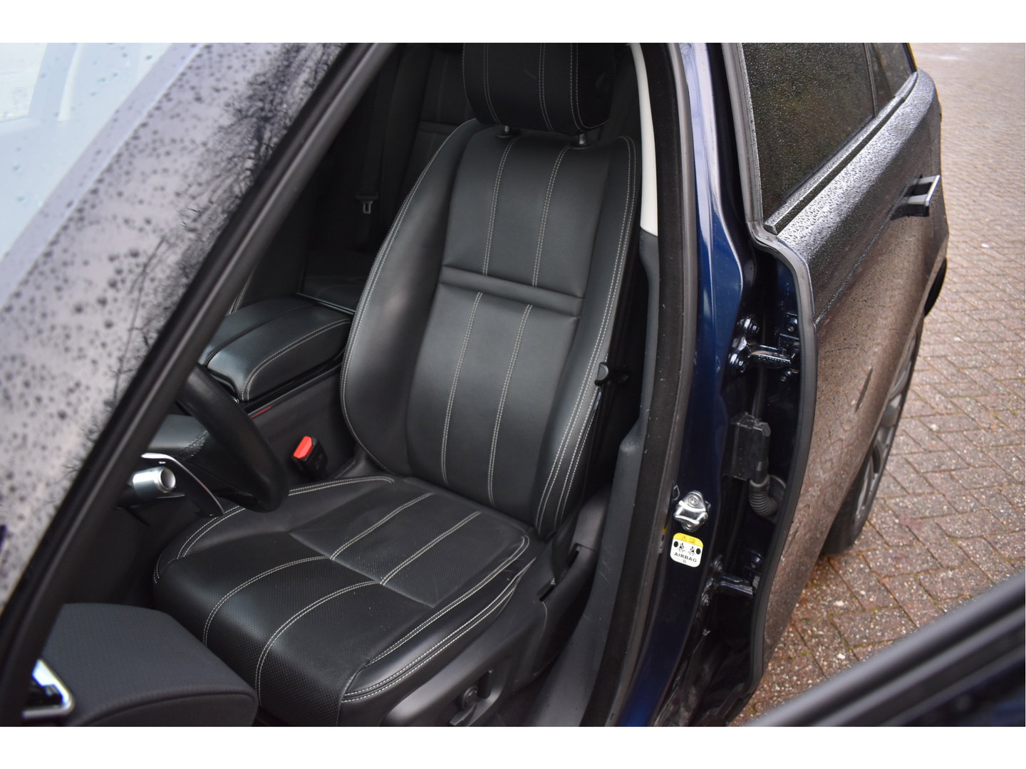 Land Rover Range Rover Velar 2.0 P400e 404pk | Open dak | Elekt.trekhaak | 360 gr. camera | Keyless | Elektr.stoelen Memory | Full LED