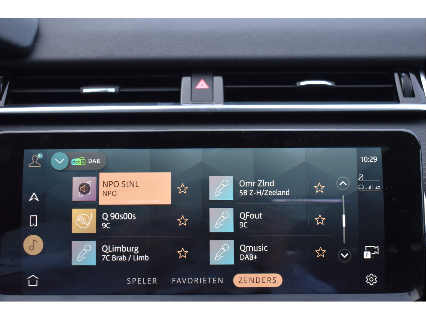 Land Rover Range Rover Velar 2.0 P400e 404pk | Open dak | Elekt.trekhaak | 360 gr. camera | Keyless | Elektr.stoelen Memory | Full LED