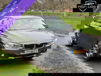 BMW 3 Serie - 320i High Executive Cremeleer Navi Pdc Headup