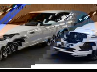 Jaguar E-PACE - 1.5 P160 R-Dynamic SE 360° Meridian Leer ACC Navi Keyless Entry & Go Elektr. bedienbare achterklep Memory seats Climate PDC Zwarte alcantara hemelbekleding LM velgen BTW auto