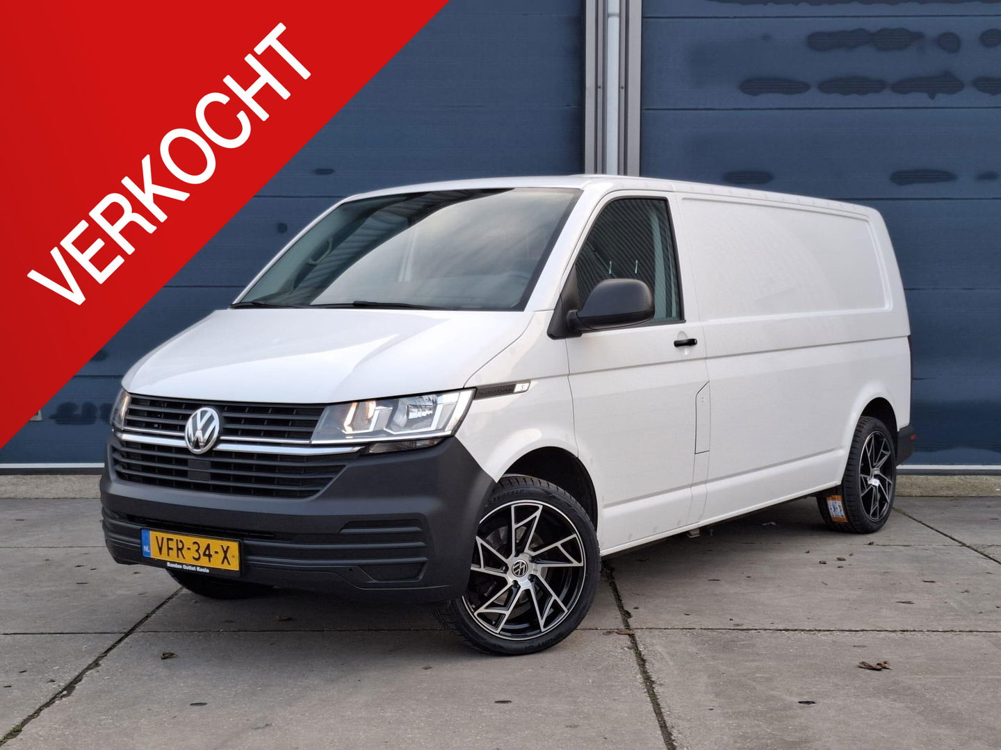 Volkswagen Transporter 2.0 TDI L2H1 30 Comfortline AIRCO / CRUISE CONTROLE / EURO 6