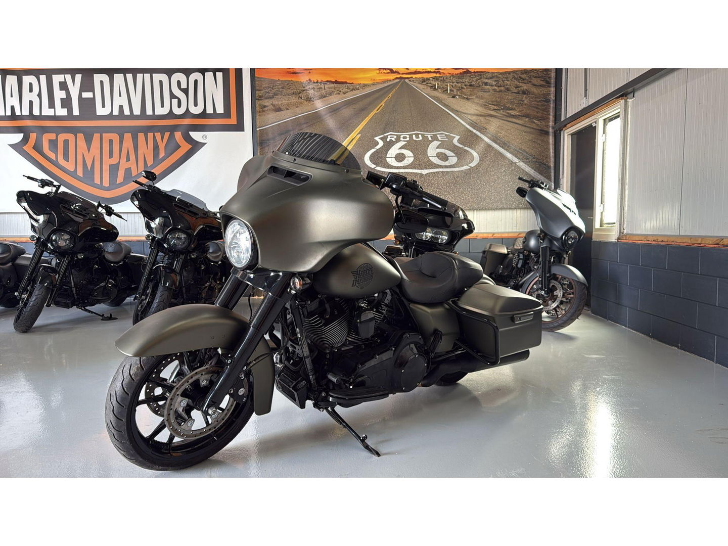 Harley Davidson FLHXS Street Glide Special Street glide  Mat Groen Blackout