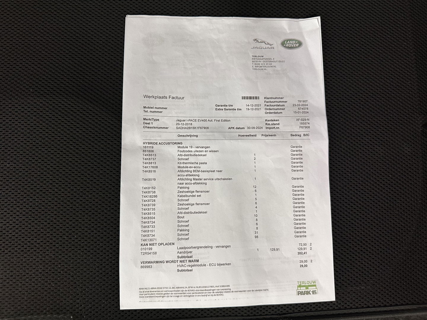 Jaguar I-PACE EV400 First Edition 90 kWh AWD {SOH-99%} Aut. *PANO | LEATHER | MATRIX-LED | MERIDIAN | TOPVIEW | BLINDSPOT | MEMORY-PACK | DIGI-COCKPIT | KEYLESS | HEAD-UP | NAVI-FULLMAP | HEATED-SPORTSEATS | DAB+ | AMBIENTLIGHT | PRIVACYGLASS | T