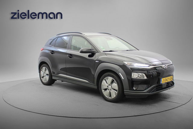 Hyundai Kona - Electric Fashion 64 kWh - Carplay, Camera, Half Leer, Cruise, Stoelverw.