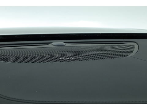 Volvo V90 2.0 T8 Plug-in hybrid AWD Ultra Dark | Luchtvering | 360 Camera | gelaagd glas | H&K audio | ACC | Blis | Pano |