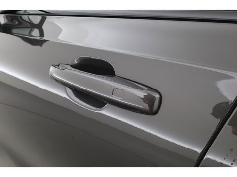 Volvo V90 2.0 T8 Plug-in hybrid AWD Ultra Dark | Luchtvering | 360 Camera | gelaagd glas | H&K audio | ACC | Blis | Pano |