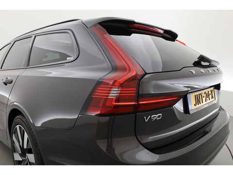 Volvo V90 2.0 T8 Plug-in hybrid AWD Ultra Dark | Luchtvering | 360 Camera | gelaagd glas | H&K audio | ACC | Blis | Pano |