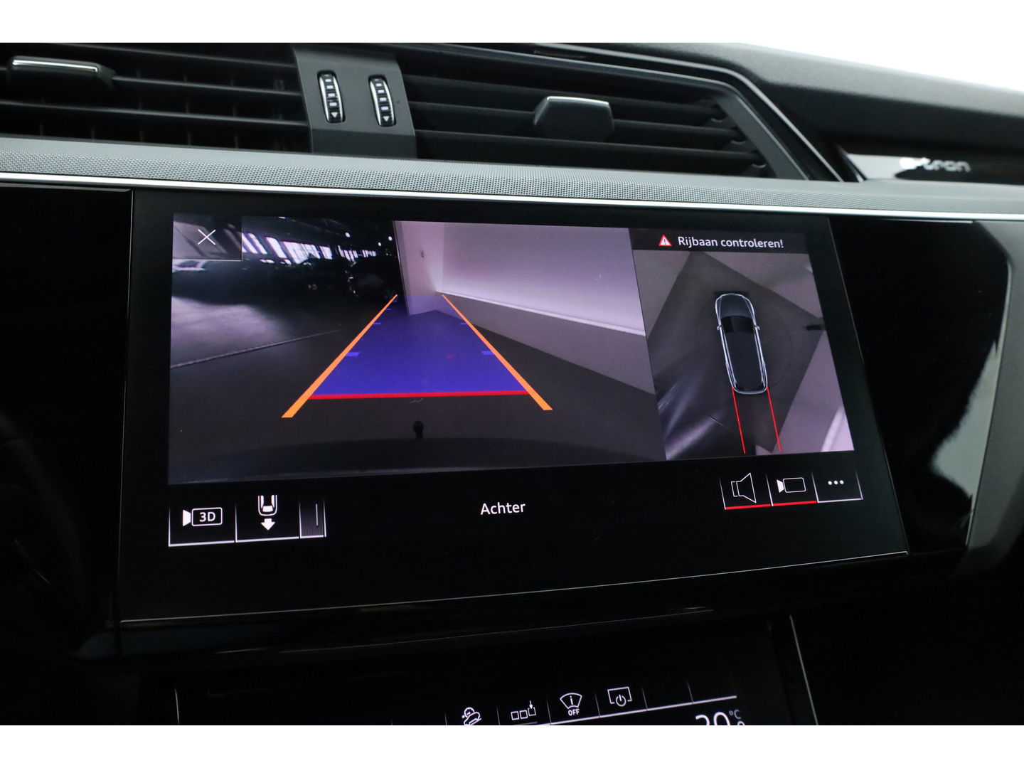 Audi e-tron e-tron 55 quattro advanced Pro Line Plus 95 kWh | SOH 97% | Pano | Soft Close | HUD | Luchtvering | B&O Audio | Leder | 360cam | 22''