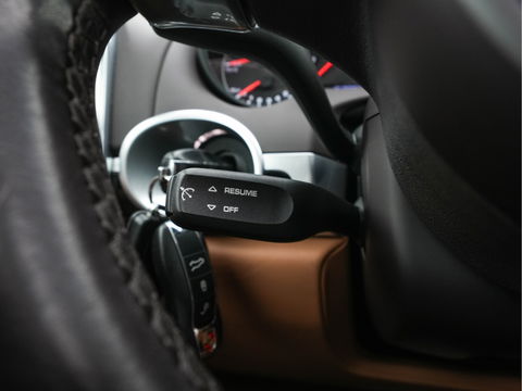 Porsche Cayenne 4.2 D S Aut. *PANO | LEATHER | XENON | MEMORY-PACK | BOSE-SURROUND | NAVI-FULLMAP | CAMERA | AIRSUSPENSION | HEATED/COOLED-COMFORTSEATS | PRIVACYGLASS | SHIFTPADDLES | ECC | PDC | CRUISE | TOWBAR | 2