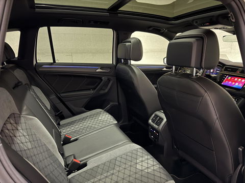 Volkswagen Tiguan 1.4 TSI eHybrid Black Style R-Line Pano Sfeer Trekh.
