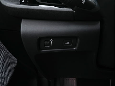 Polestar 2 Long Range Dual Motor Launch Edition 78kWh [ 3-Fase-11kW ] {SOH-91%} (INCL.BTW) Aut.*PANO | NAVI-FULLMAP | FULL-LED | ADAPTIVE-CRUISE | BLINDSPOT | TOPVIEW | KEYLESS | LANE-ASSIST | DIGI-COCKPIT | CARPLAY | DAB+ | HEATED-SPORTSEATS | CAMERA | MEMORY-PACK