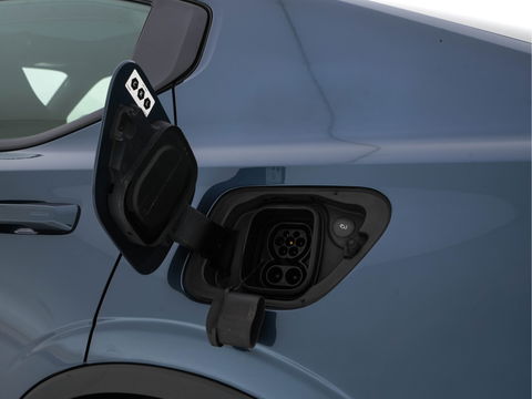 Polestar 2 Long Range Dual Motor Launch Edition 78kWh [ 3-Fase-11kW ] {SOH-91%} (INCL.BTW) Aut.*PANO | NAVI-FULLMAP | FULL-LED | ADAPTIVE-CRUISE | BLINDSPOT | TOPVIEW | KEYLESS | LANE-ASSIST | DIGI-COCKPIT | CARPLAY | DAB+ | HEATED-SPORTSEATS | CAMERA | MEMORY-PACK