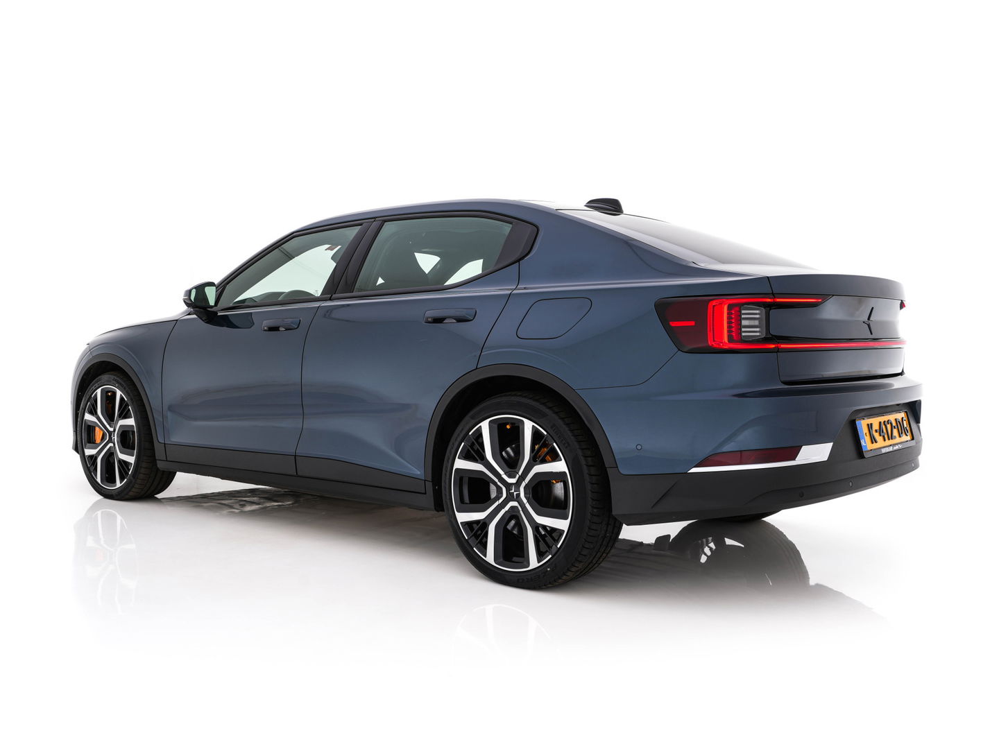 Polestar 2 Long Range Dual Motor Launch Edition 78kWh [ 3-Fase-11kW ] {SOH-91%} (INCL.BTW) Aut.*PANO | NAVI-FULLMAP | FULL-LED | ADAPTIVE-CRUISE | BLINDSPOT | TOPVIEW | KEYLESS | LANE-ASSIST | DIGI-COCKPIT | CARPLAY | DAB+ | HEATED-SPORTSEATS | CAMERA | MEMORY-PACK