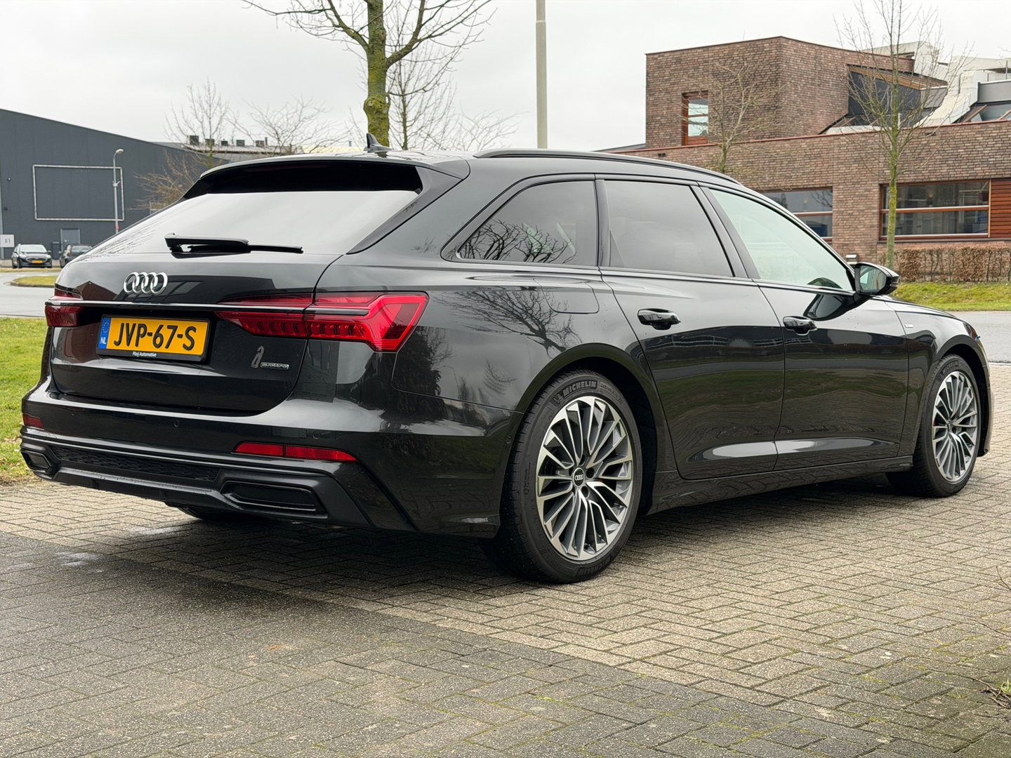 Audi A6 Avant 55 TFSI e quattro S-Line |HU|367pk
