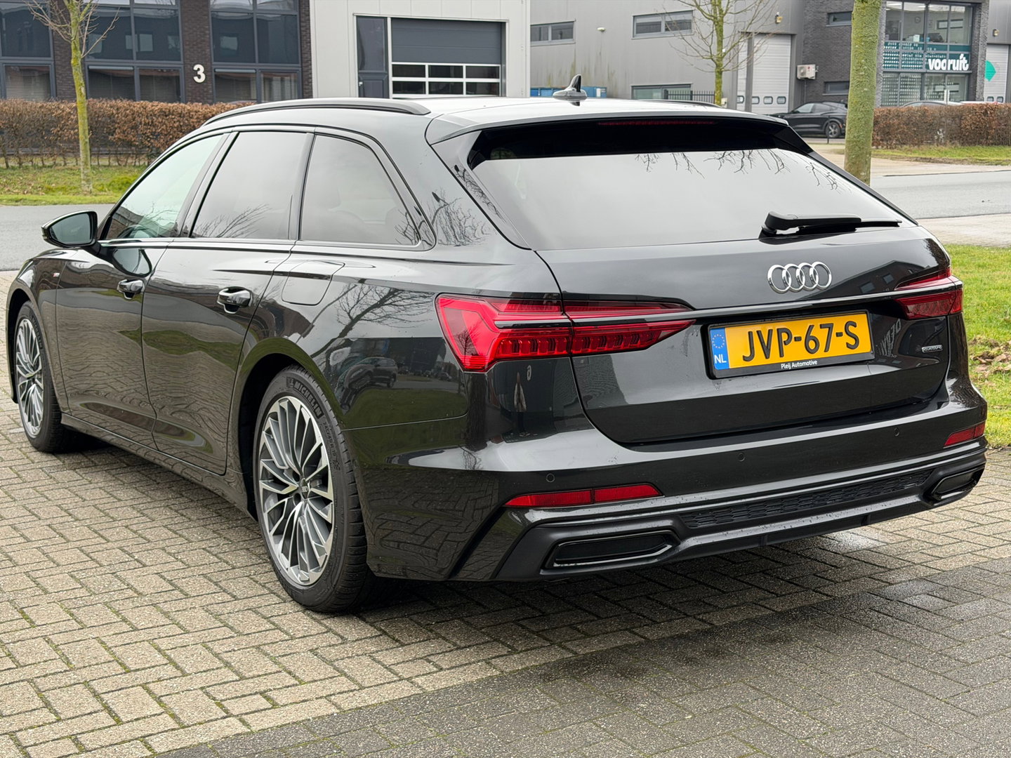 Audi A6 Avant 55 TFSI e quattro S-Line |HU|367pk