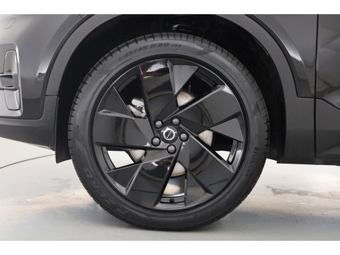 Volvo XC40 2.0 B3 Plus Black Edition | Facelift | 360 camera | Blis | ACC | Carplay | H&K Audio |