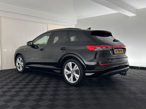 Audi Q4 e-tron 40 Launch edition S Competition 77 kWh [ 3-Fase-11kW ] {SOH-90%} (INCL-BTW) Aut. *HEATPUMP | PANO | LEATHER | MATRIX-LED | AUDI-SOUND | ADAPTIVE-CRUISE | HEATED-SPORTSEATS | AMBIENT-LIGHT | DIGI-COCKPIT | CAMERA | KEYLESS | DAB+ | 20''ALU*