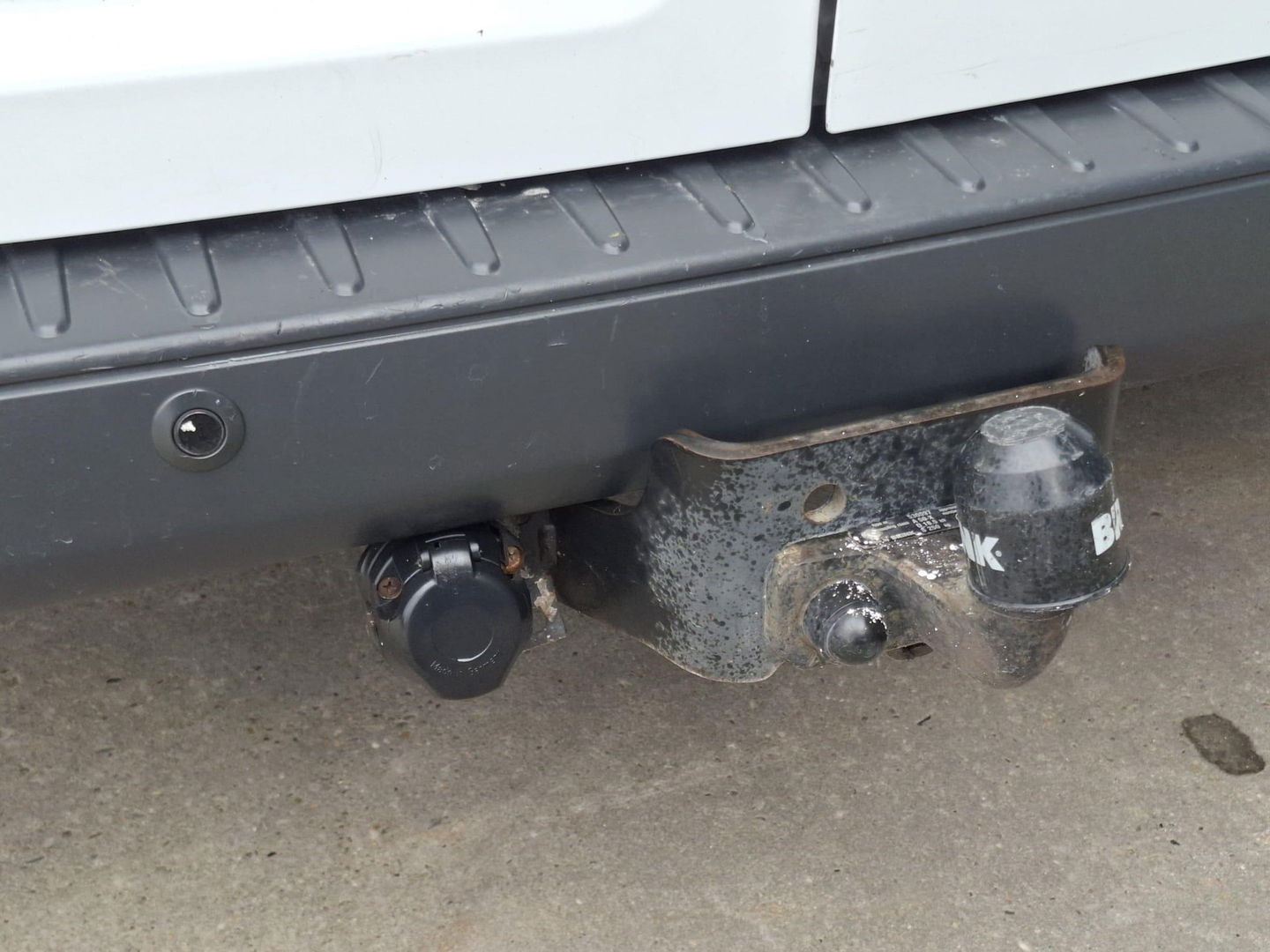 Ford Transit Custom 290 2.2 TDCI L2H1 Trend AIRCO / CRUISE CONTROLE / TREKHAAK / 3 ZITS