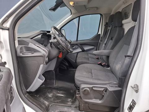 Ford Transit Custom 290 2.2 TDCI L2H1 Trend AIRCO / CRUISE CONTROLE / TREKHAAK / 3 ZITS