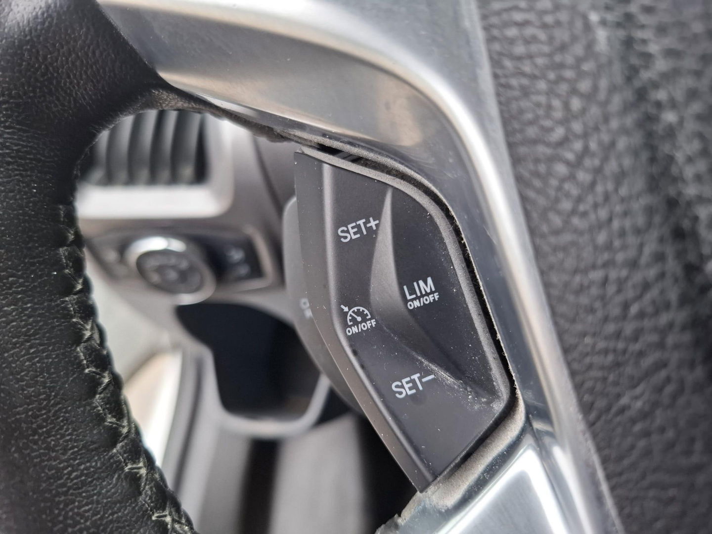 Ford Transit Custom 290 2.2 TDCI L2H1 Trend AIRCO / CRUISE CONTROLE / TREKHAAK / 3 ZITS