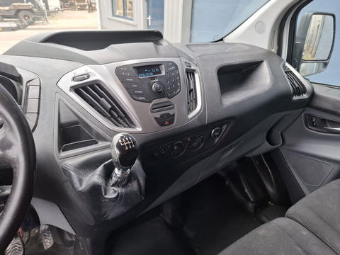Ford Transit Custom 290 2.2 TDCI L2H1 Trend AIRCO / CRUISE CONTROLE / TREKHAAK / 3 ZITS