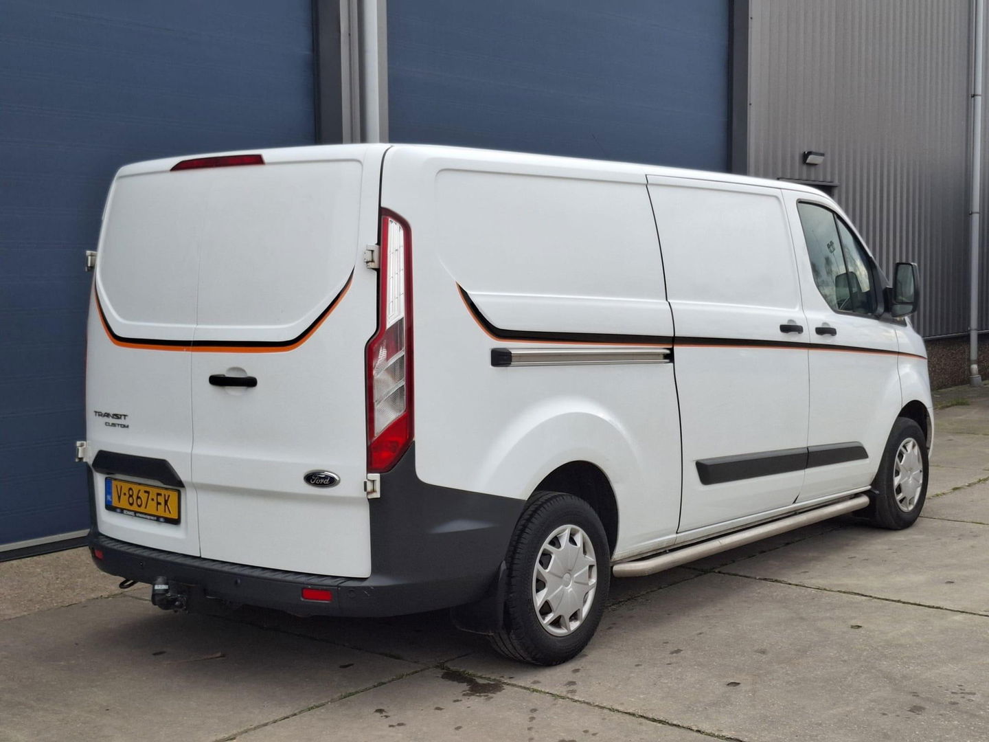 Ford Transit Custom 290 2.2 TDCI L2H1 Trend AIRCO / CRUISE CONTROLE / TREKHAAK / 3 ZITS
