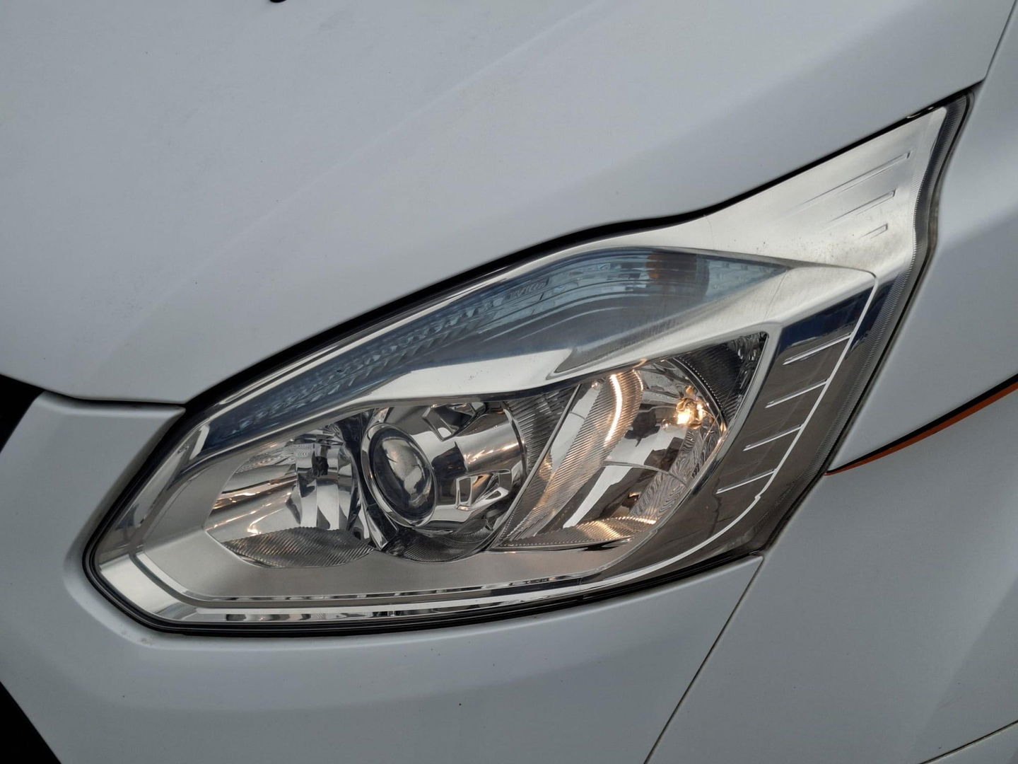 Ford Transit Custom 290 2.2 TDCI L2H1 Trend AIRCO / CRUISE CONTROLE / TREKHAAK / 3 ZITS