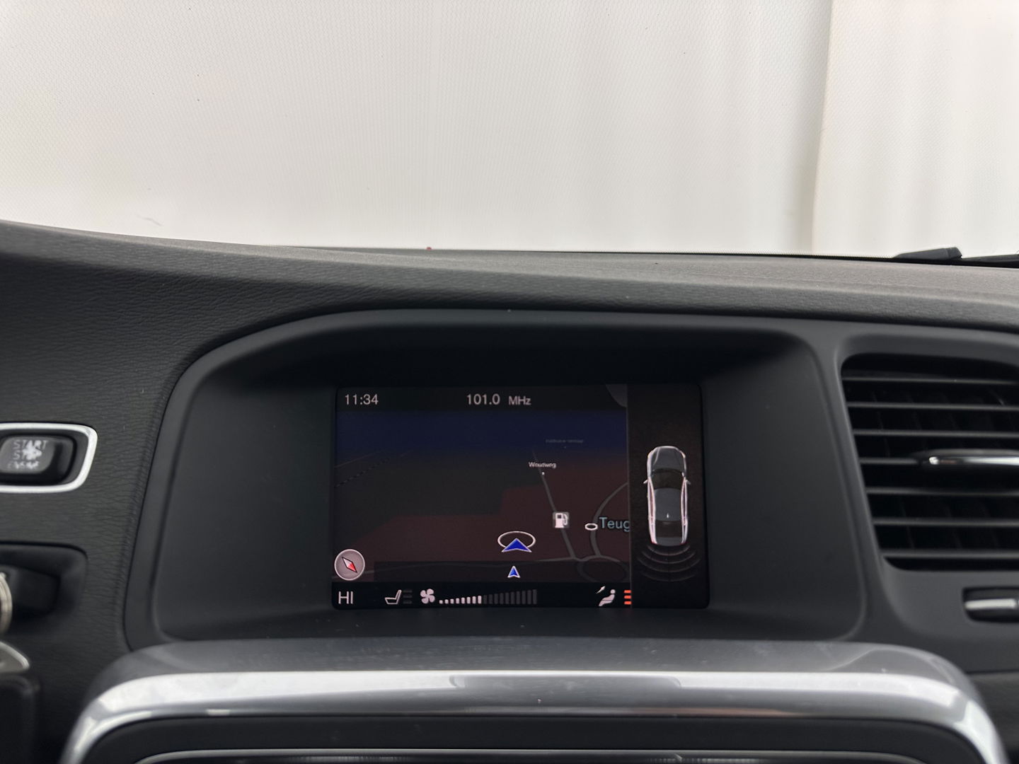 Volvo S60 2.0 D3 Polar+ Dynamic (INCL.BTW) *XENON | LEATHER | NAVI-FULLMAP | HEATED-SPORTSEATS | PRIVACY-GLASS | ECC | PDC | CRUISE | 17''ALU*