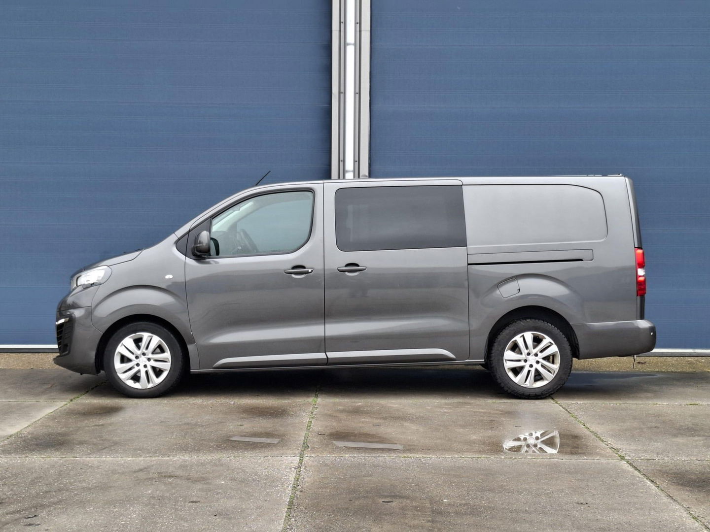 Peugeot Expert 2.0 BlueHDI 180 Long Premium DC DUBBEL CABINE / NAVI / CRUISE CONTROLE / DUBBELE SCHUIFDEUR / TREKHAAK