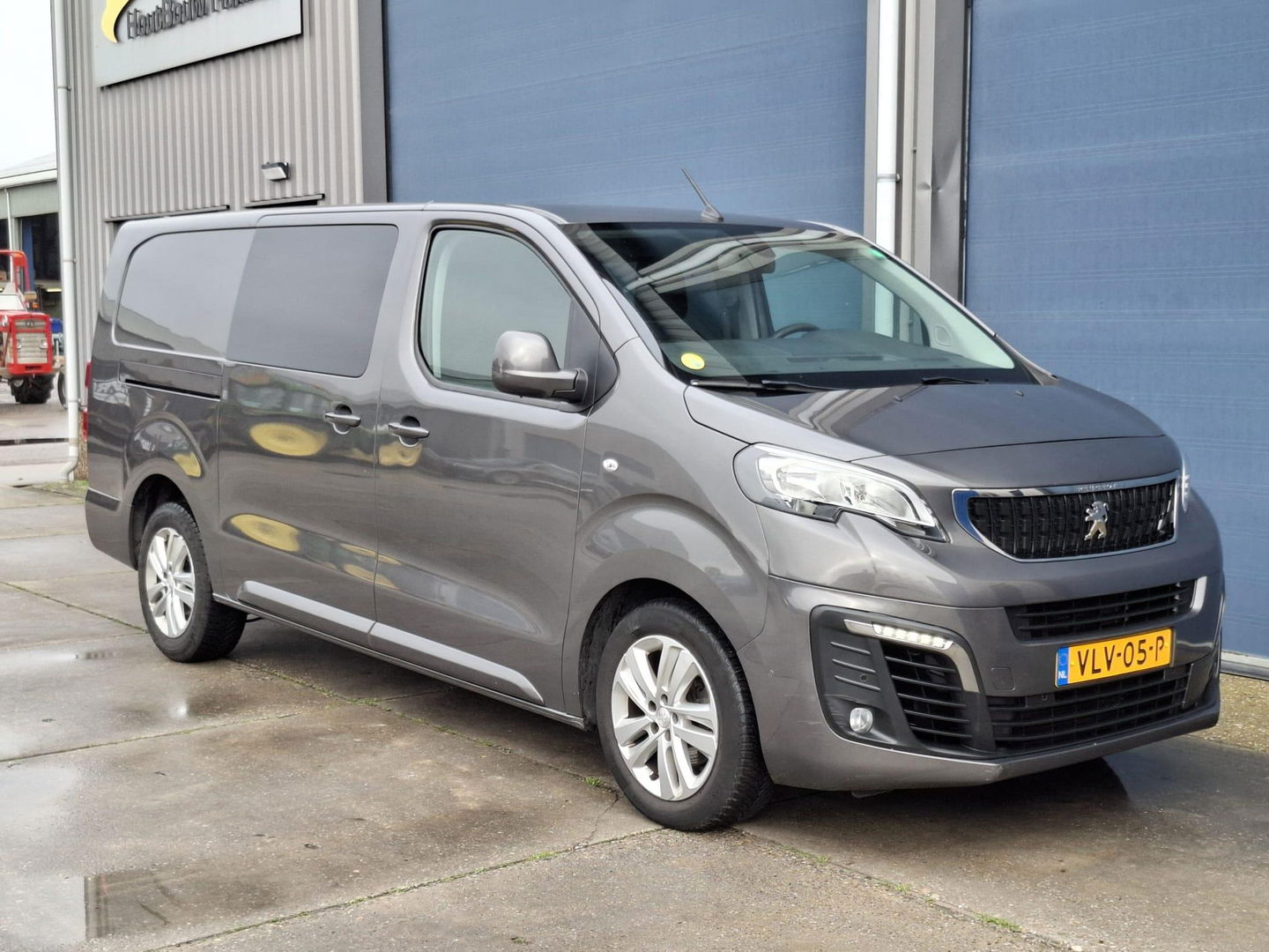 Peugeot Expert 2.0 BlueHDI 180 Long Premium DC DUBBEL CABINE / NAVI / CRUISE CONTROLE / DUBBELE SCHUIFDEUR / TREKHAAK