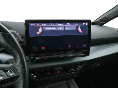 CUPRA Born Copper Edition 62 kWh [ 3-Fase-11kW ] {SOH-92%} (INCL-BTW) *PANO | ADAPTIVE-CRUISE | FULL-LED | MICROFIBRE | TOPVIEW | BLINDSPOT | KEYLESS | NAVI-FULLMAP | AMBIENTLIGHT | DIGI-COCKPIT | MASSAGE | CARPLAY | SPORTSEATS | PRIVACYGLASS | 20"AL