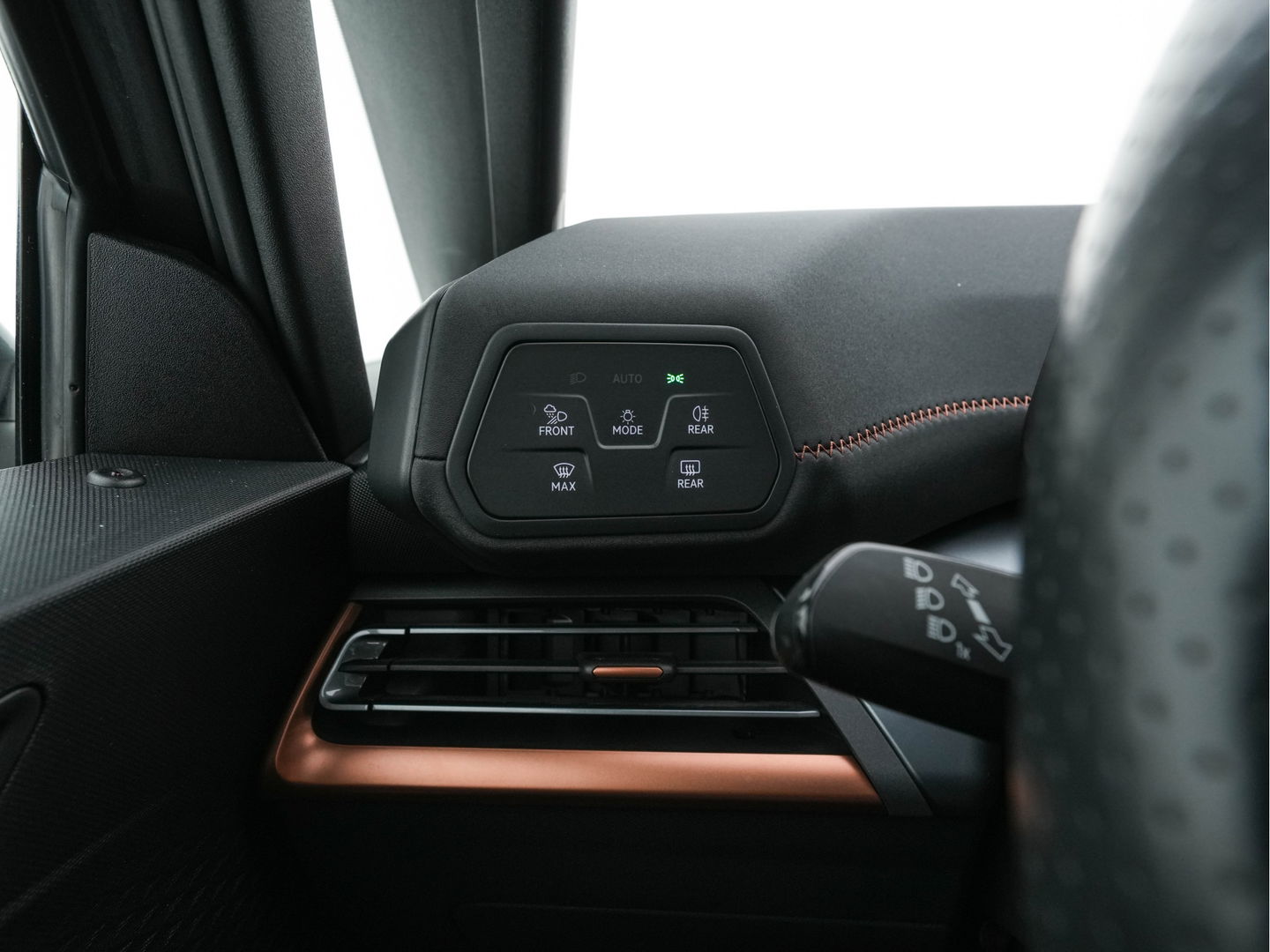 CUPRA Born Copper Edition 62 kWh [ 3-Fase-11kW ] {SOH-92%} (INCL-BTW) *PANO | ADAPTIVE-CRUISE | FULL-LED | MICROFIBRE | TOPVIEW | BLINDSPOT | KEYLESS | NAVI-FULLMAP | AMBIENTLIGHT | DIGI-COCKPIT | MASSAGE | CARPLAY | SPORTSEATS | PRIVACYGLASS | 20"AL