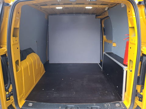 Volkswagen Caddy Cargo 2.0 TDI Comfort AIRCO / CRUISE CONTROLE / PARKEER SENSOREN ACHTER /  EURO 6