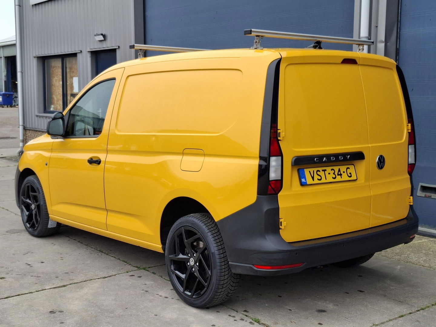 Volkswagen Caddy Cargo 2.0 TDI Comfort AIRCO / CRUISE CONTROLE / PARKEER SENSOREN ACHTER /  EURO 6