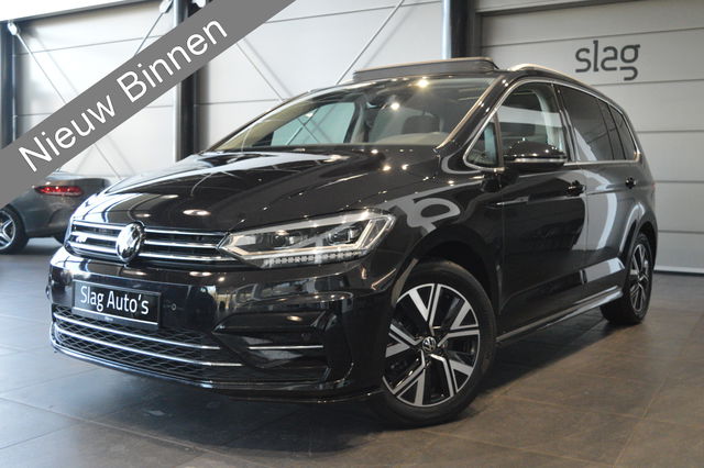 Volkswagen Touran - 1.5 TSI R-LINE 7p navi camera pano trekhaak 18 inch !!