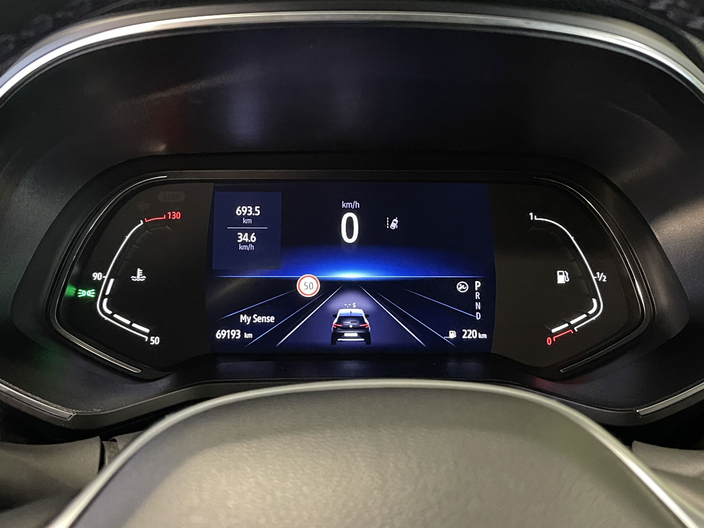 Renault Clio 1.3 TCe Initiale Paris | Apple Carplay | Android Auto | Bose Audio | Isofix | Drive Modus | Led Verlichting | Stuurwielverwarming |