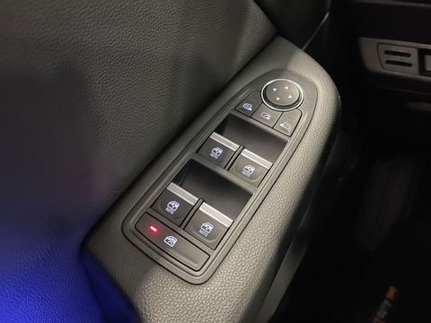 Renault Clio 1.3 TCe Initiale Paris | Apple Carplay | Android Auto | Bose Audio | Isofix | Drive Modus | Led Verlichting | Stuurwielverwarming |