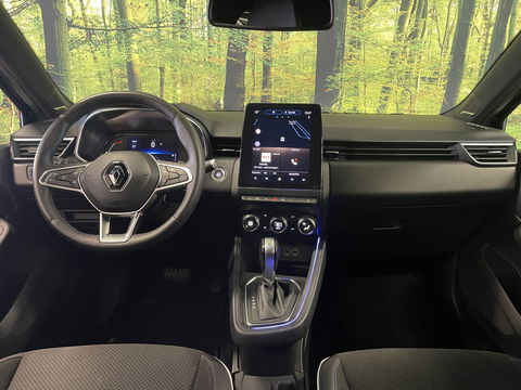 Renault Clio 1.3 TCe Initiale Paris | Apple Carplay | Android Auto | Bose Audio | Isofix | Drive Modus | Led Verlichting | Stuurwielverwarming |