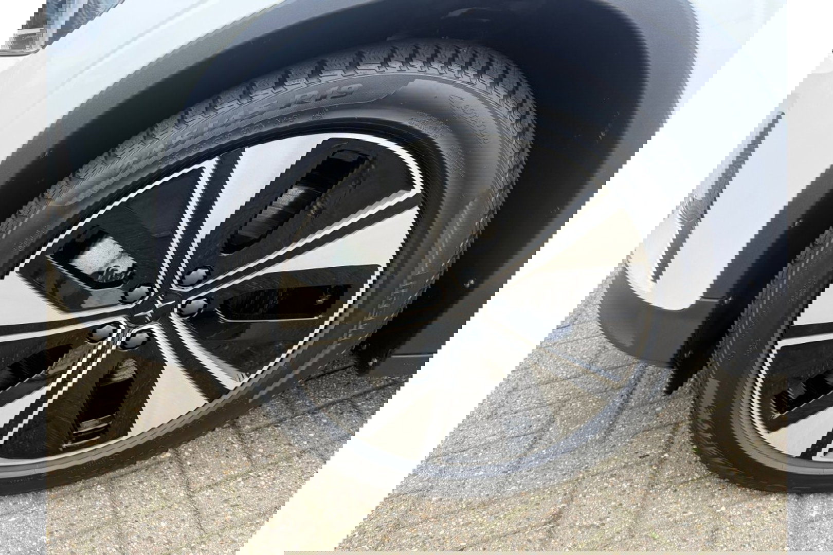 Polestar 2 LONG RANGE SM 78 KWH231PK LMV NAVI STOELVW PDC-CAMERA.